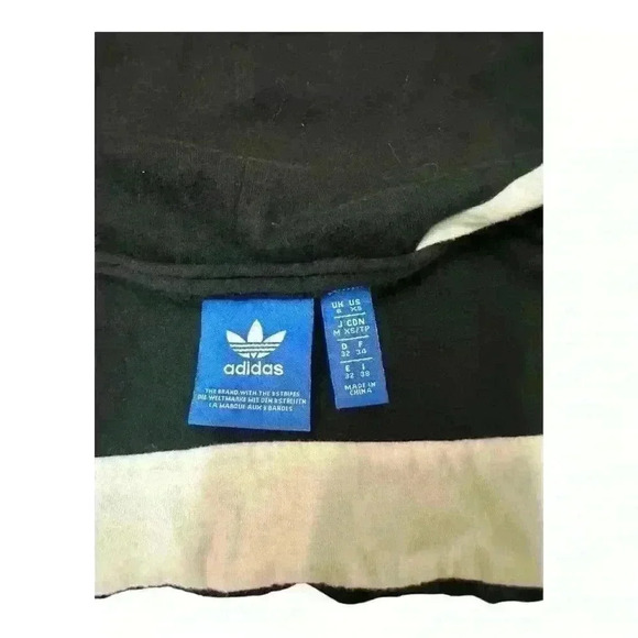 Adidas Three Stripes Logo Streetwear Women’s Long Sleeve, size XS - Picture 4 of 4